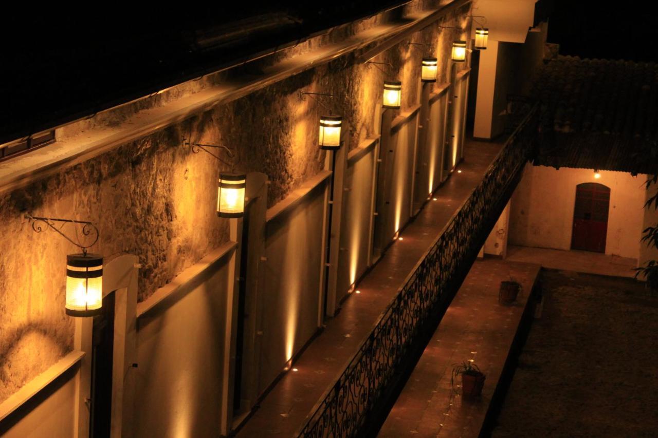 Hotel Atzalan エクステリア 写真