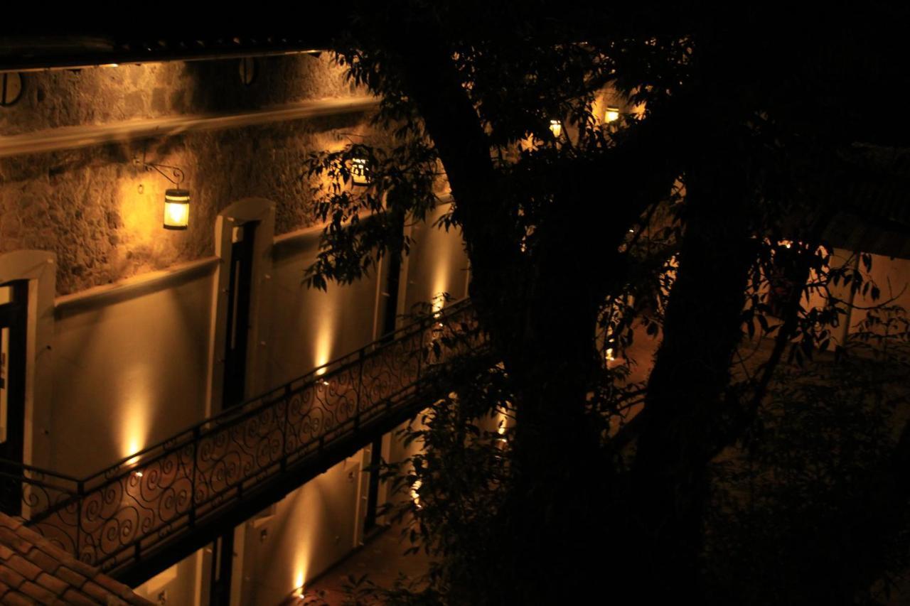 Hotel Atzalan エクステリア 写真
