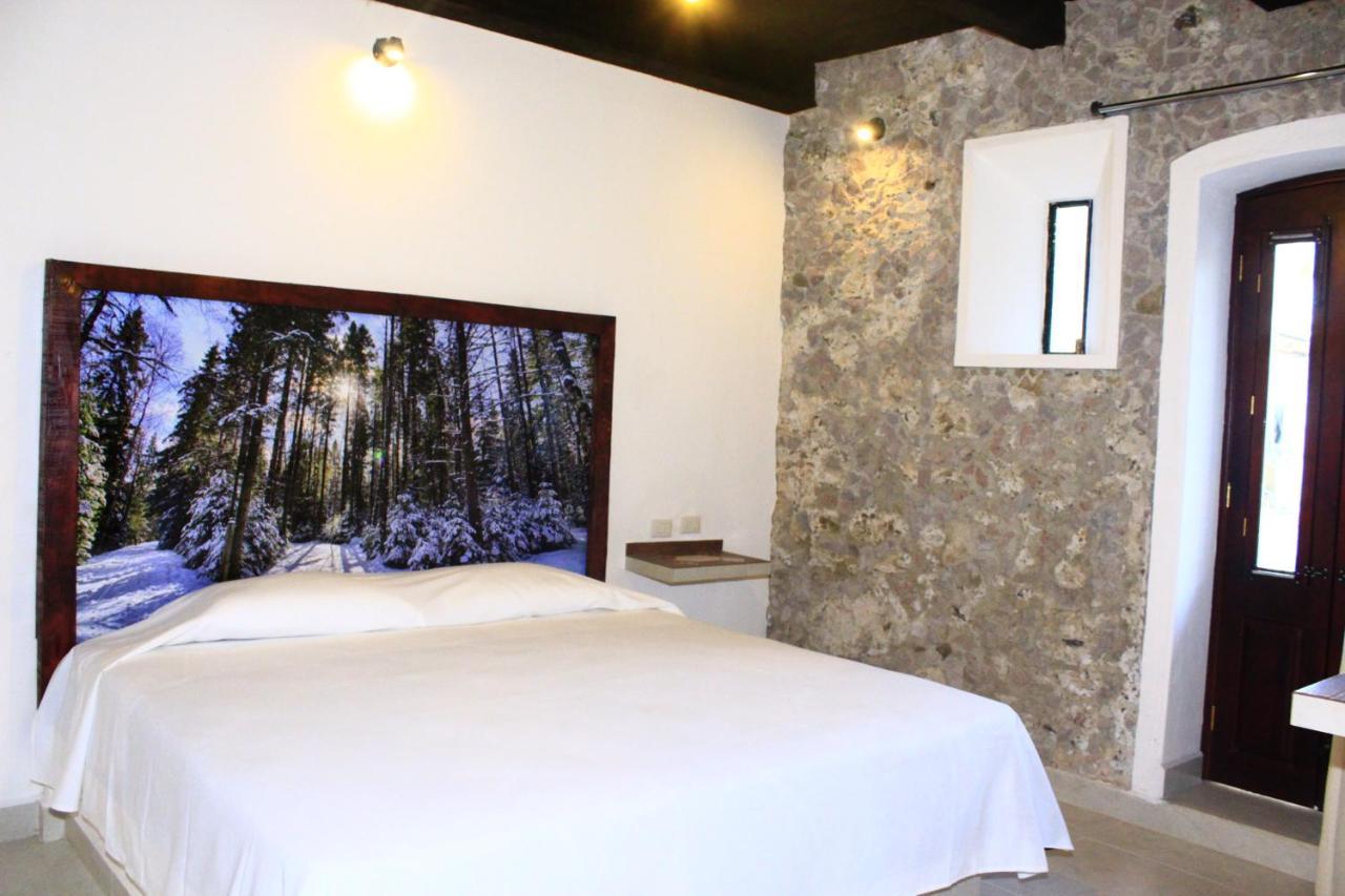 Hotel Atzalan エクステリア 写真
