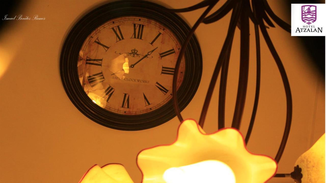 Hotel Atzalan エクステリア 写真