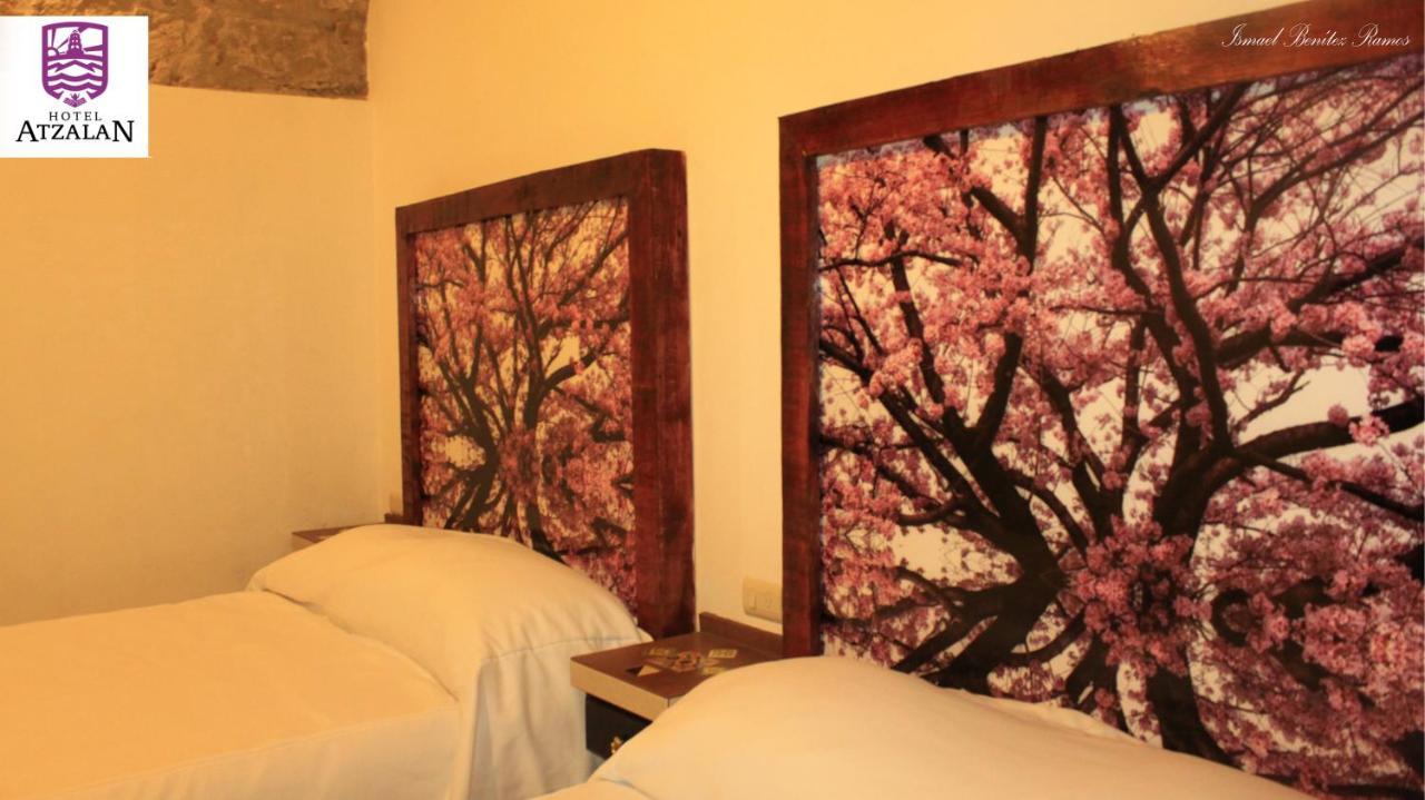 Hotel Atzalan エクステリア 写真