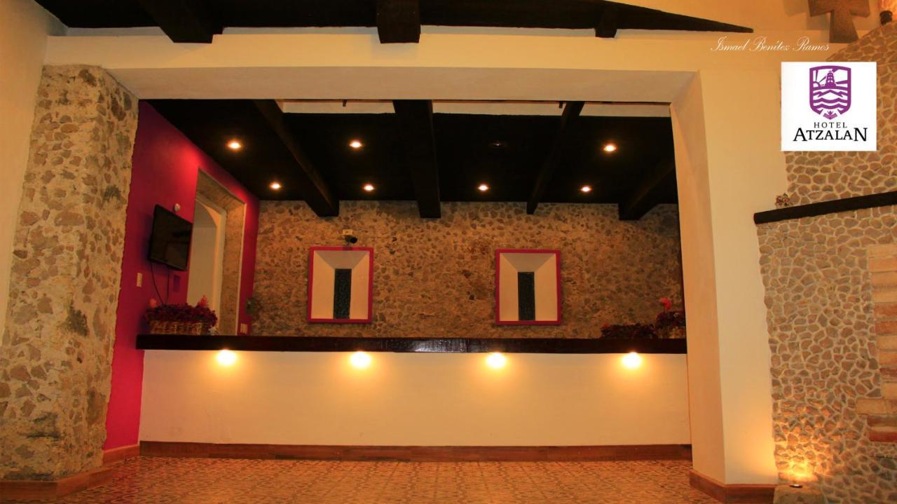 Hotel Atzalan エクステリア 写真