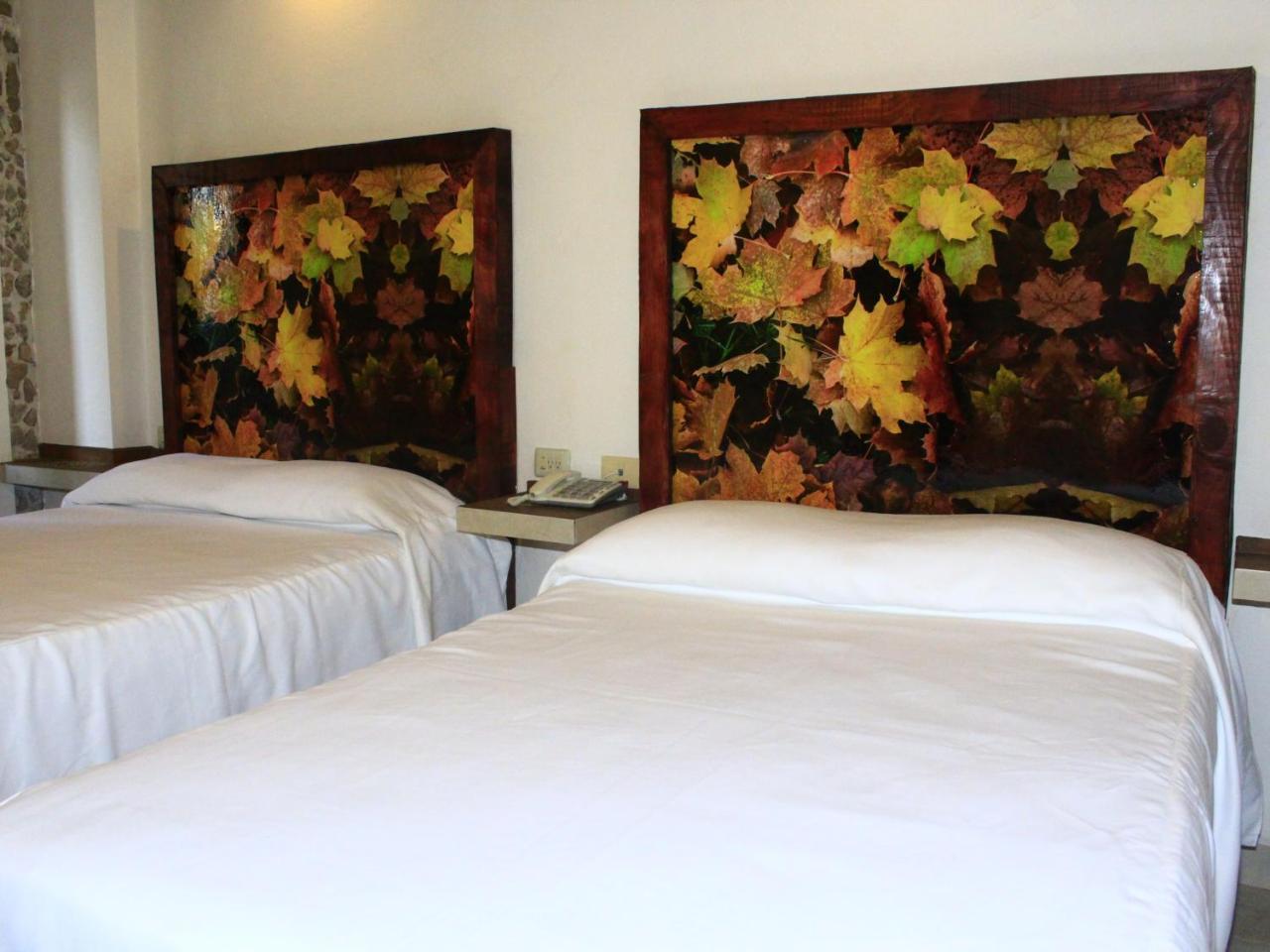 Hotel Atzalan エクステリア 写真