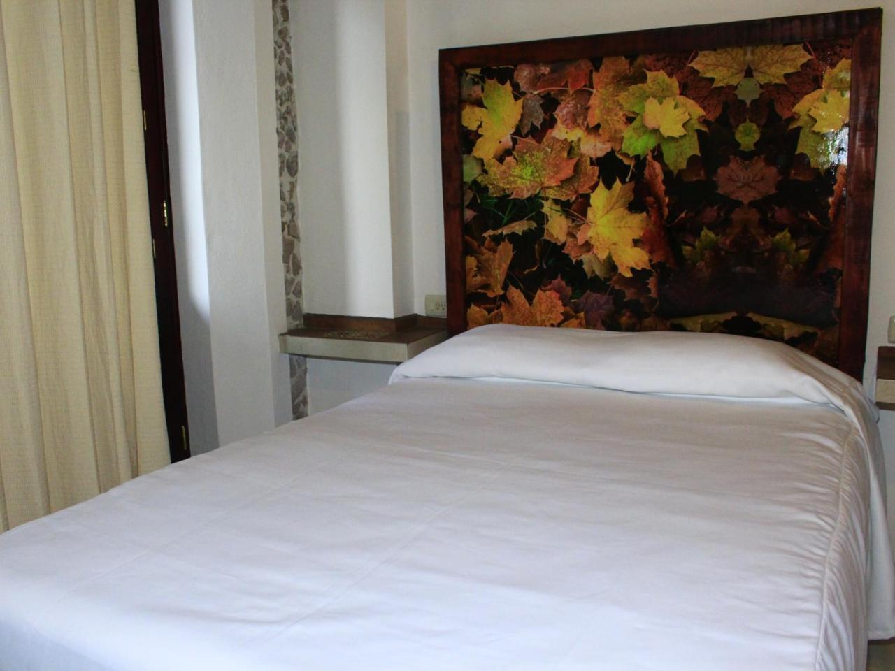 Hotel Atzalan エクステリア 写真